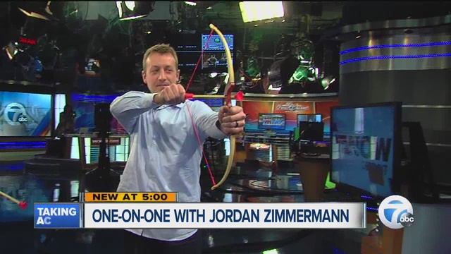 talking_with_new_detroit_tigers_pitcher__0_30325097_ver1-0_640_480